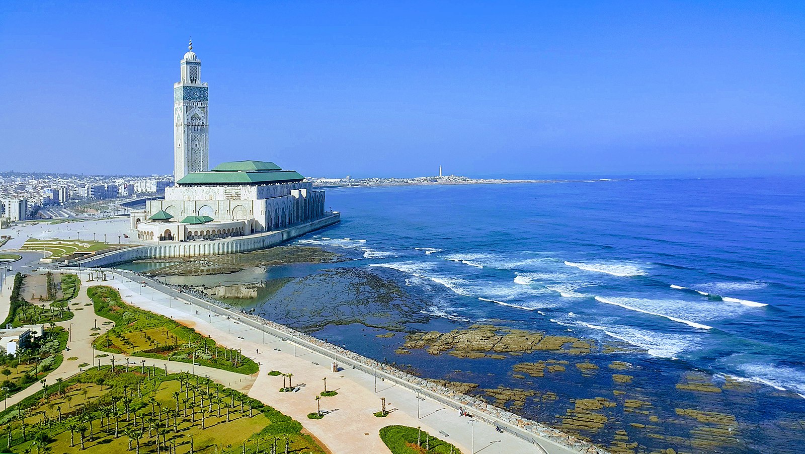 Scopri Casablanca in completa libertà con il nostro servizio di noleggio auto